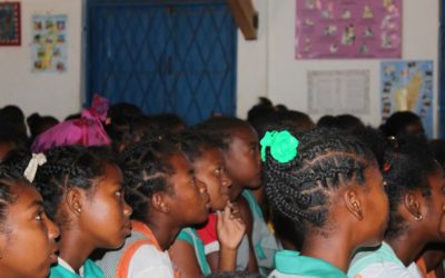 Jornada de sensibilització en el Dia Mundial contra la SIDA a l’escola de les Salines